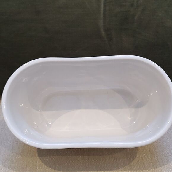 Oval Ceramic Hand Painted Strawberry Vines Bowl Planter - Picture 7 of 8